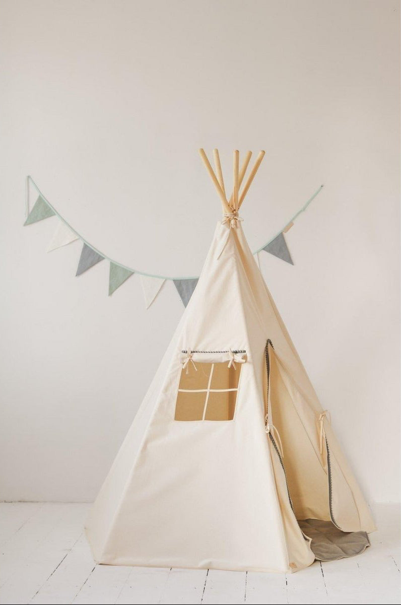 Tenda Teepee "Grey Pompoms"