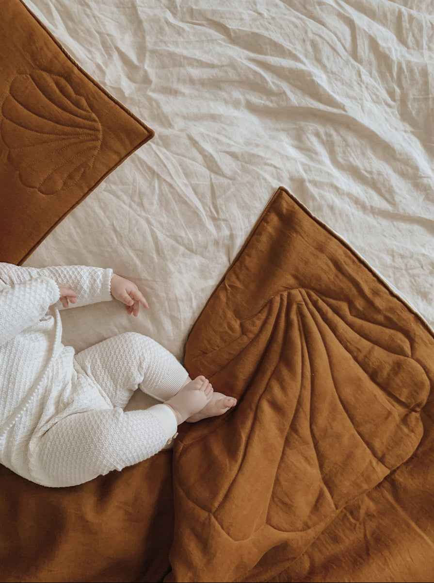 Set Copertina in lino "Conchiglia Caramel" 90x135