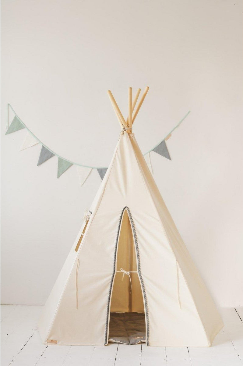 Tenda Teepee "Grey Pompoms"