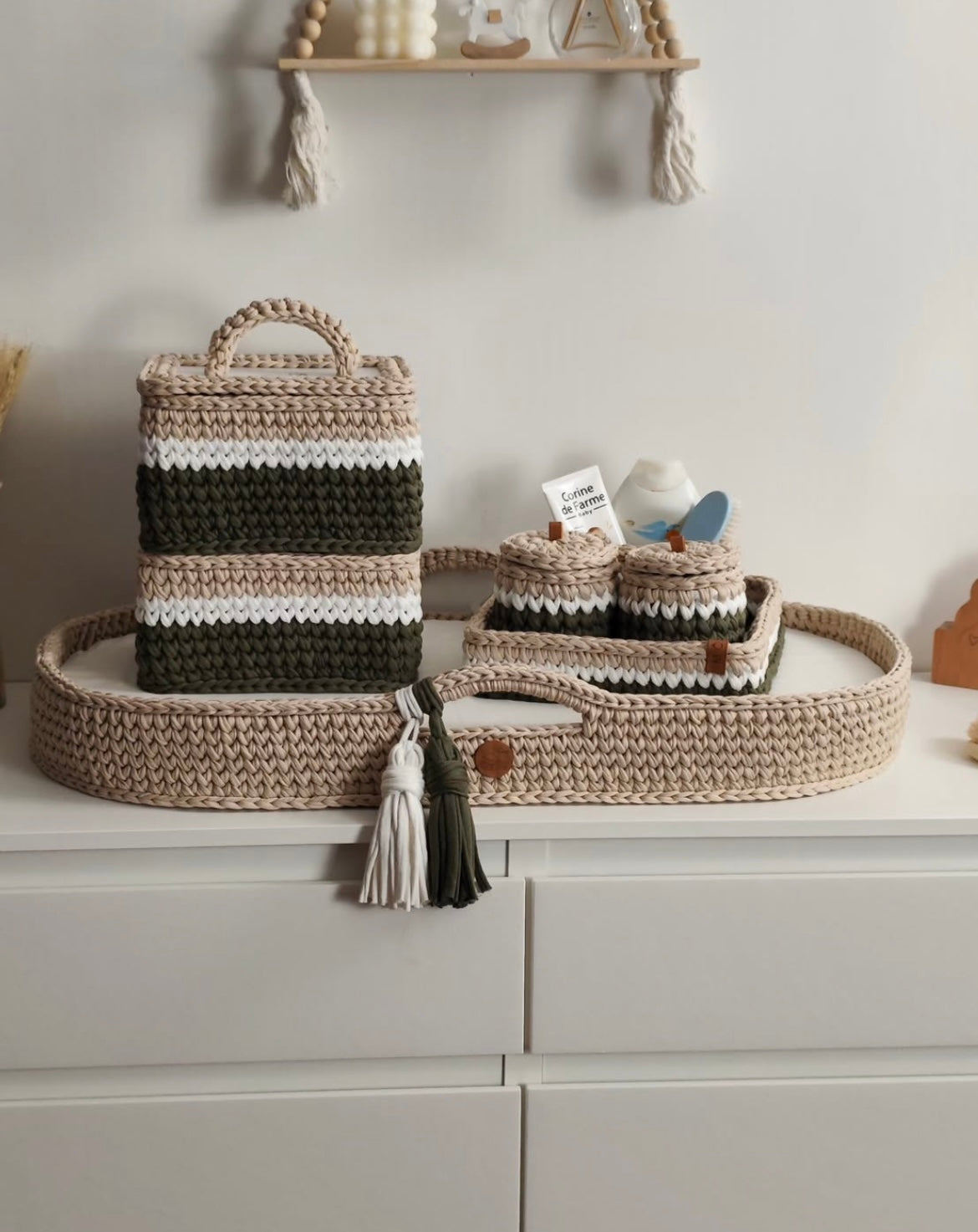 Fasciatoio Crochet Monocromo