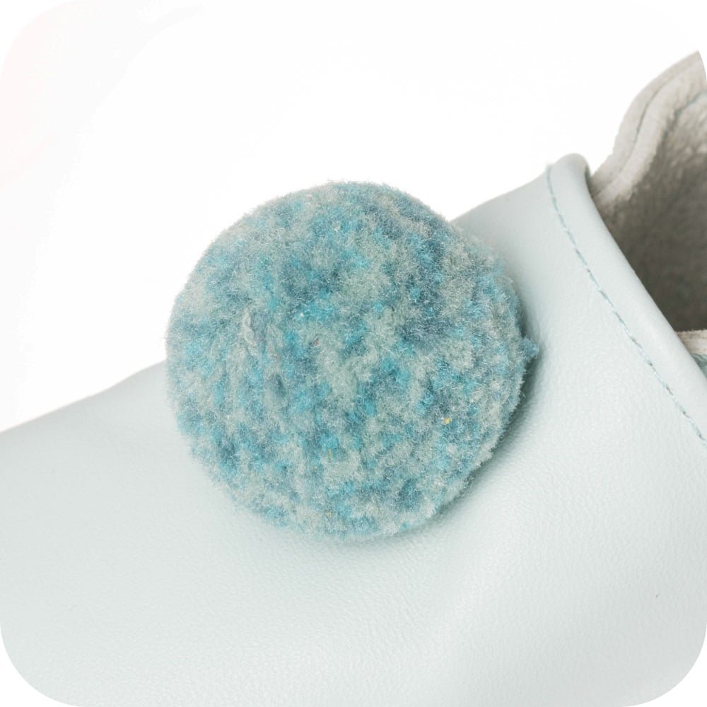 Pantofole in pelle con pompon "Azzurro"