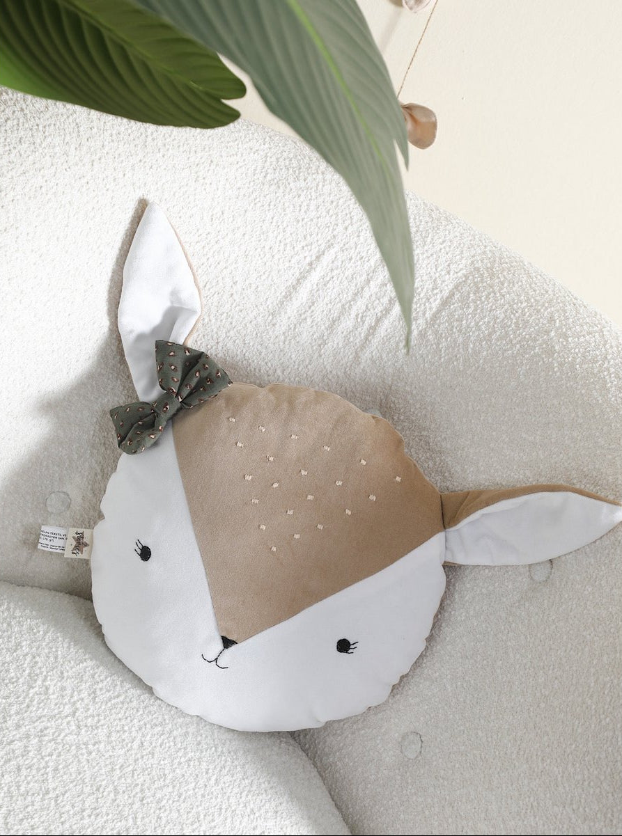 Cuscino in velluto "Bambi Girl"